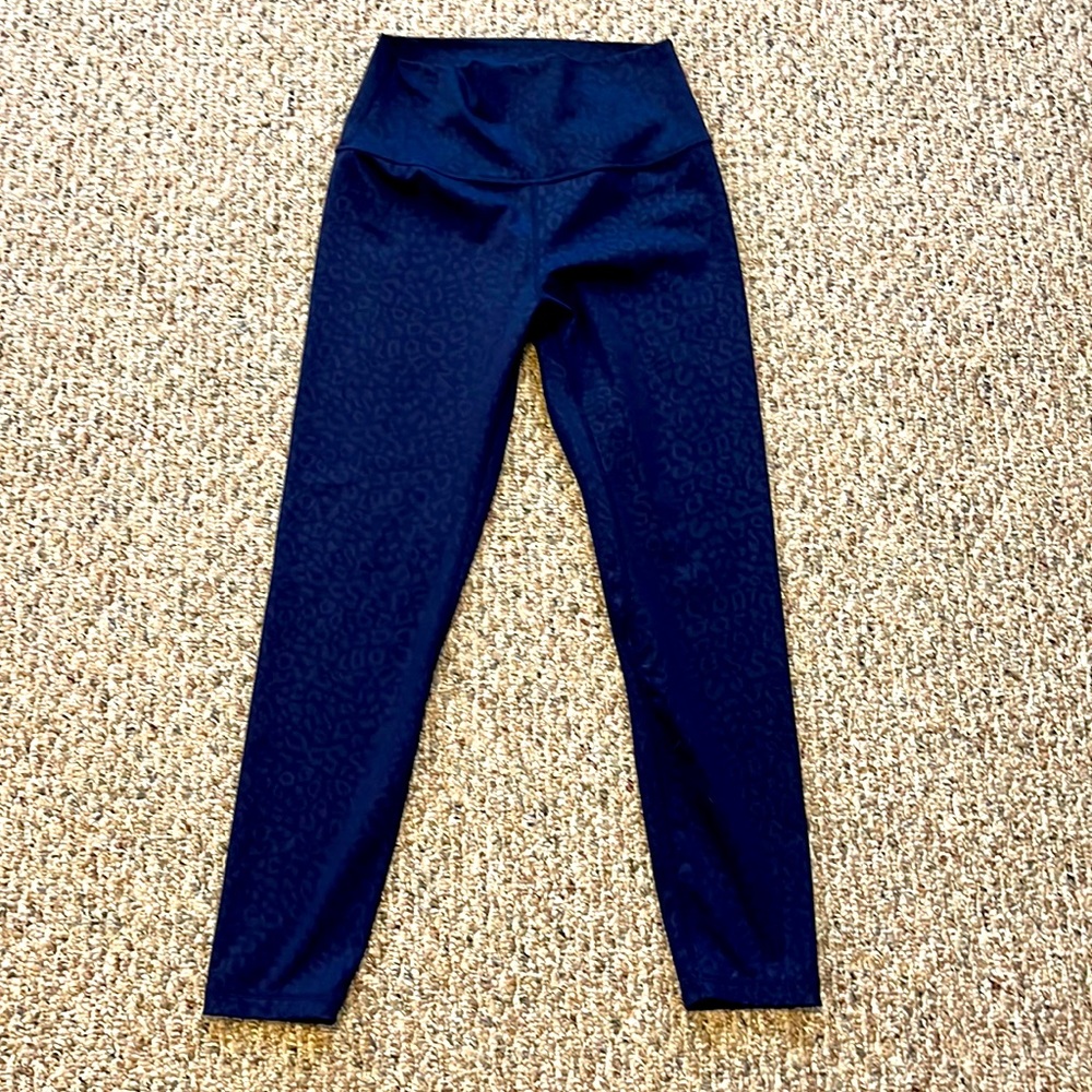 Born Primitive Size XL Workout Leggings
